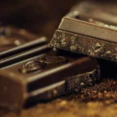Hvordan lage sjokolade - de beste oppskriftene for å lage søtsaker hjemme