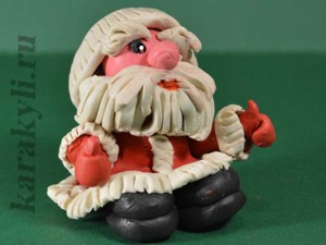 ded-moroz-iz-plastilina-1