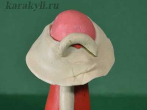 prostoy-ded-moroz-iz-plastilina-7